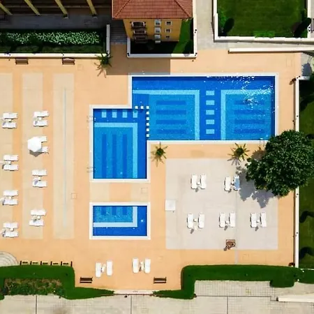 чудесно място с басейн плама -обзор * Обзор