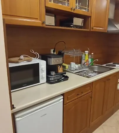 Apartamento чудесно място с басейн 