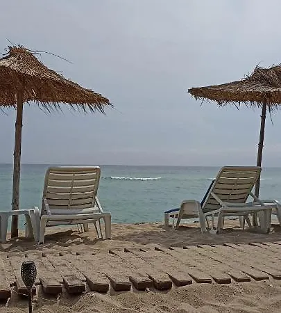 чудесно място с басейн 