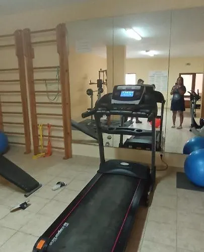 чудесно място с басейн 