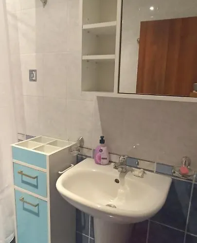 чудесно място с басейн 