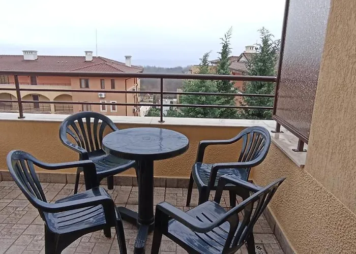 Apartament чудесно място с басейн 